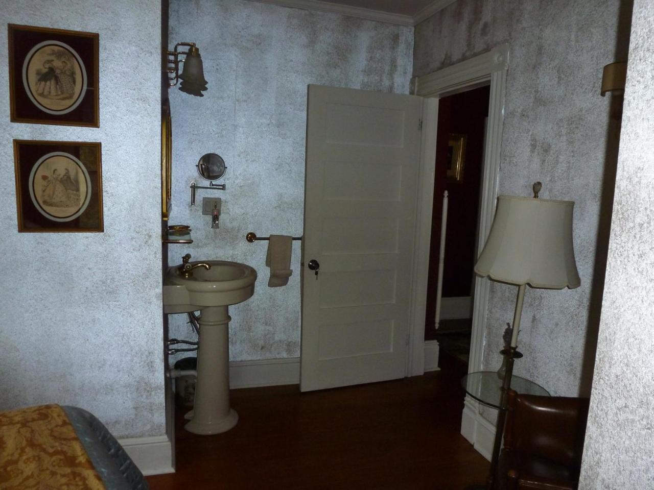 Back Inn Time B&B Kilmarnock エクステリア 写真